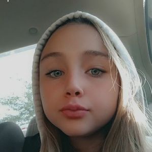 Meet your Posher, Dixie